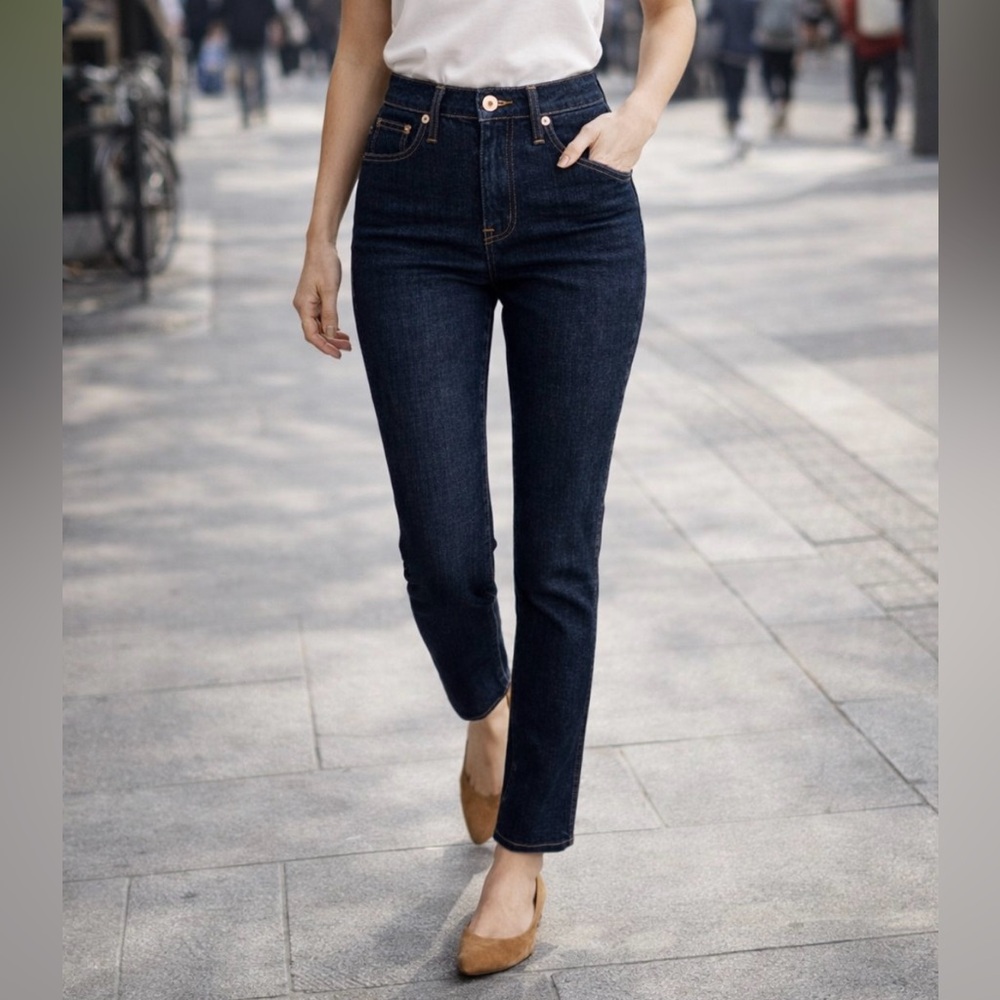 Gap Slim Straight Ankle Jeans.